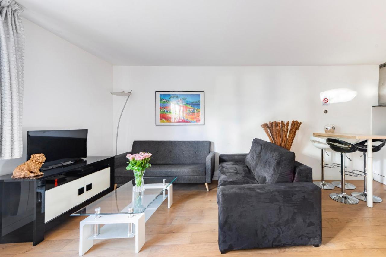 Nice Flat 5 Min Walking From The Sea Bagian luar foto